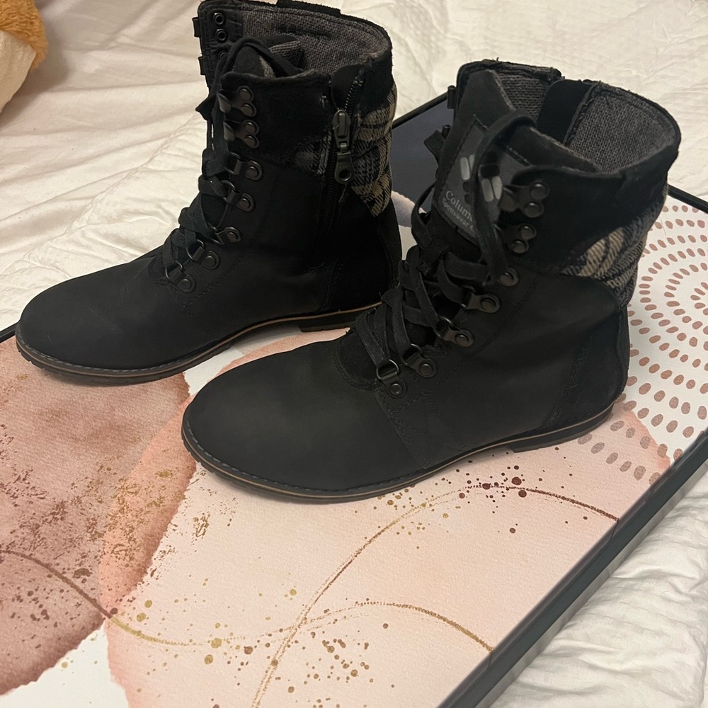 Columbia boots